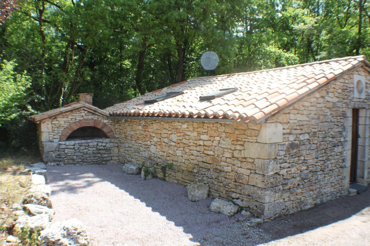 Les Gites Des Guezoux Vaunac  Exterior foto